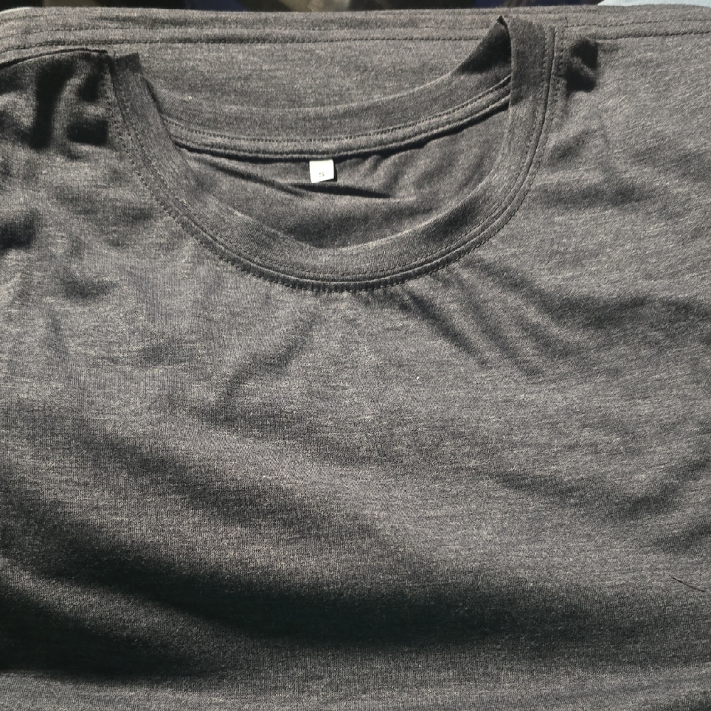 Classic Crewneck T-Shirt in Charcoal Gray Sleeveless